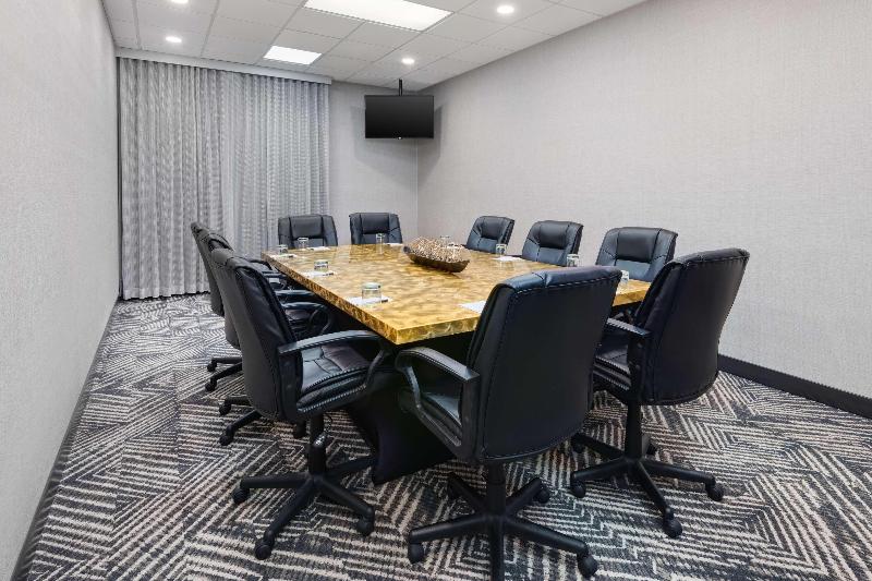 Radisson Hotel Nashville Airport