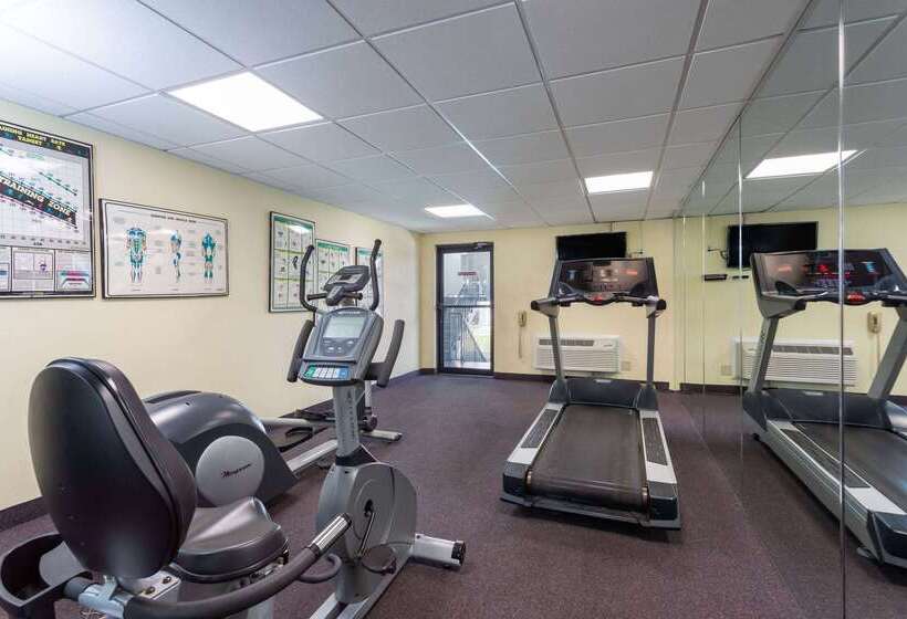 酒店 Ramada By Wyndham Altamonte Springs Near I4