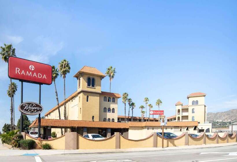 ホテル Ramada By Wyndham Burbank Airport