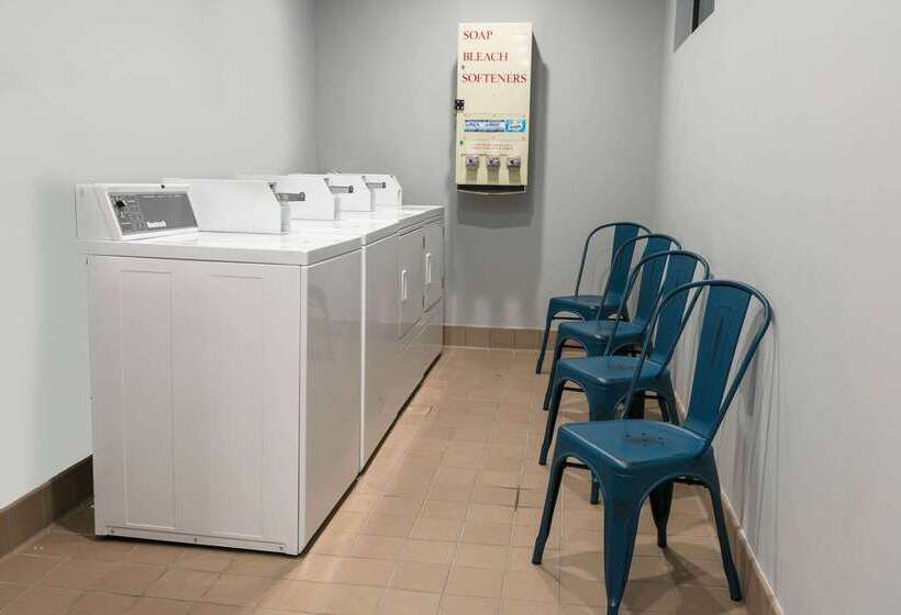 ホテル Ramada By Wyndham El Paso