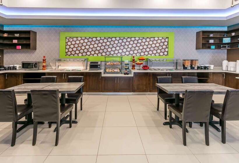 ホテル Ramada By Wyndham El Paso