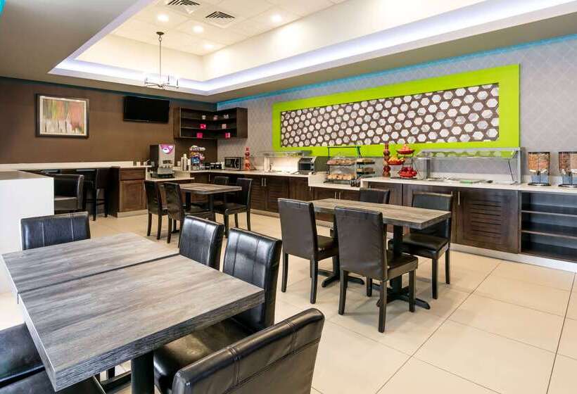 ホテル Ramada By Wyndham El Paso