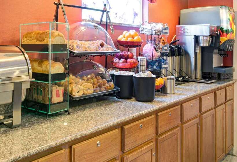 ホテル Ramada By Wyndham El Paso