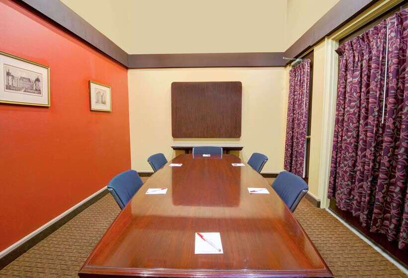 ホテル Ramada By Wyndham El Paso