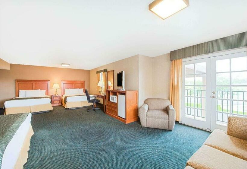 هتل Ramada By Wyndham Flagstaff East