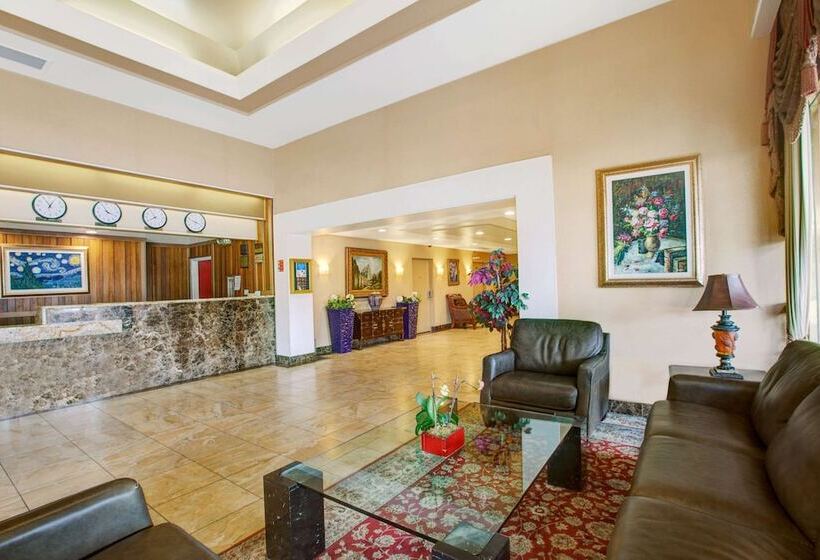 فندق Ramada by Wyndham Hawthorne LAX / LA Stadium