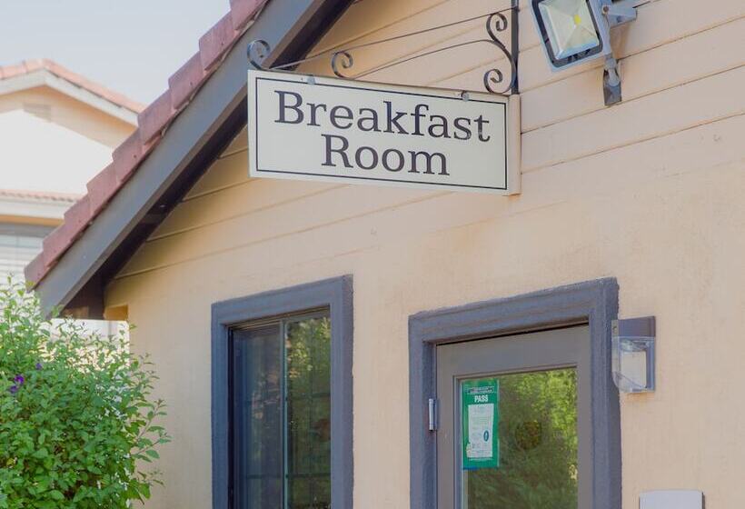 酒店 Ramada By Wyndham Mountain View