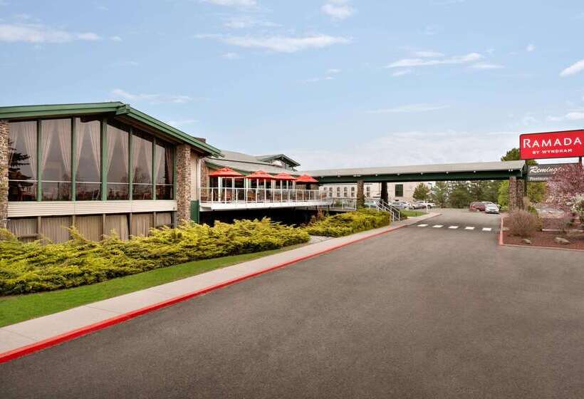 בית מלון כפרי Ramada By Wyndham Spokane Airport