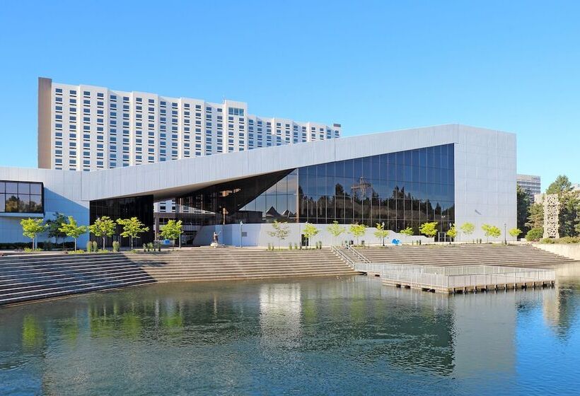 בית מלון כפרי Ramada By Wyndham Spokane Airport