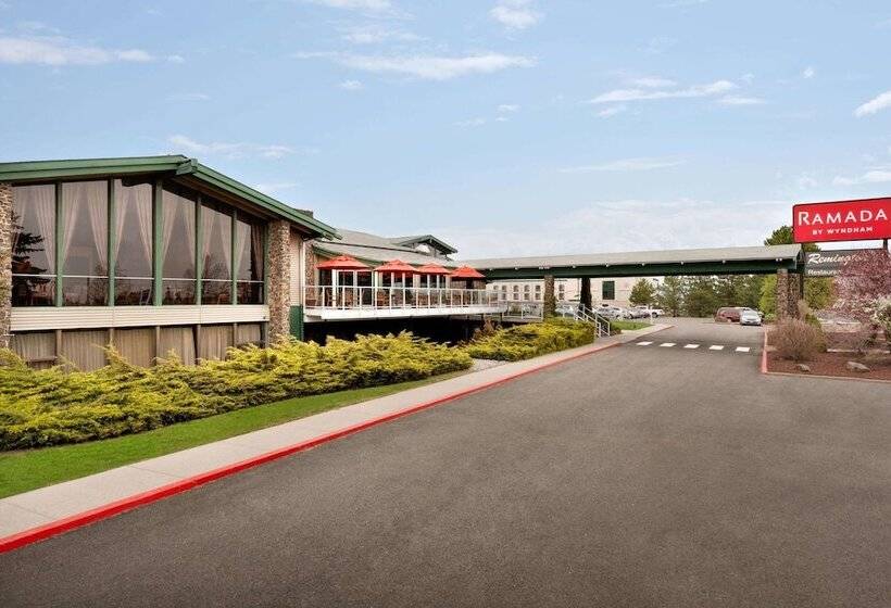 בית מלון כפרי Ramada By Wyndham Spokane Airport