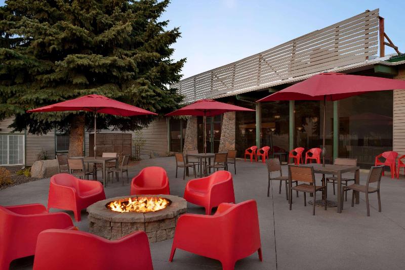 בית מלון כפרי Ramada By Wyndham Spokane Airport