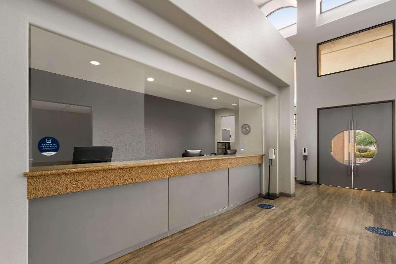 酒店 Ramada By Wyndham Tucson Airport