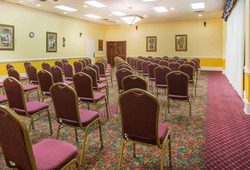 فندق Ramada By Wyndham Wytheville