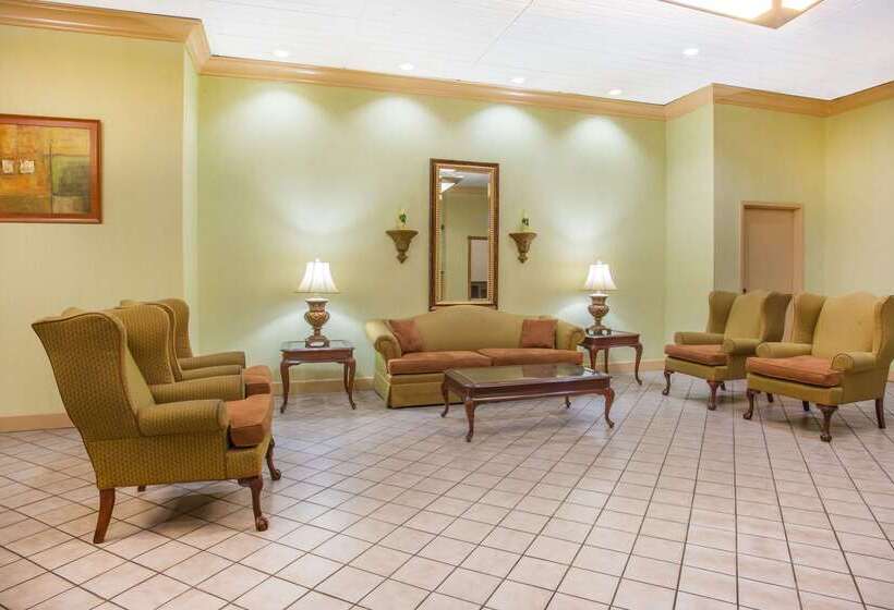 فندق Ramada By Wyndham Wytheville