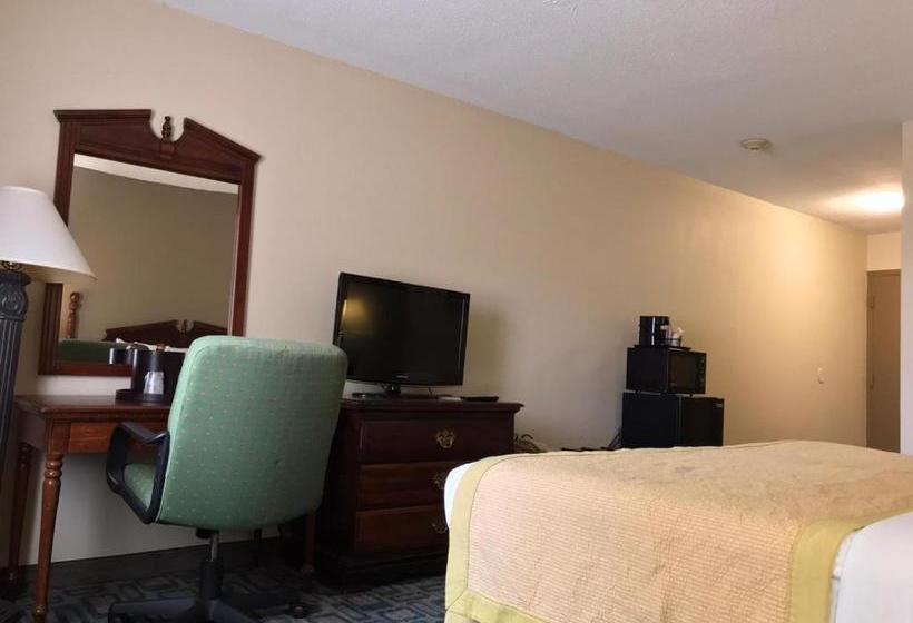 酒店 Ramada Plaza By Wyndham Louisville & Conference Center