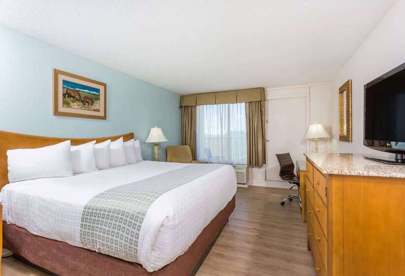 ホテル Ramada Plaza By Wyndham Nags Head Oceanfront