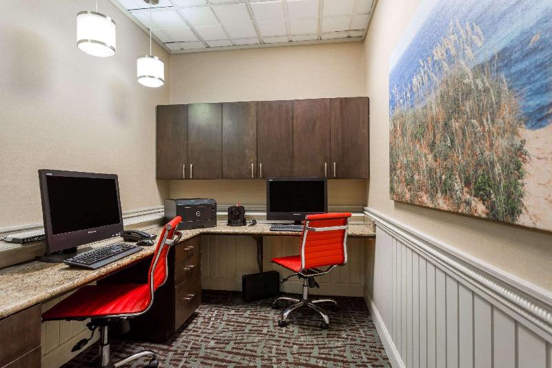 ホテル Ramada Plaza By Wyndham Nags Head Oceanfront