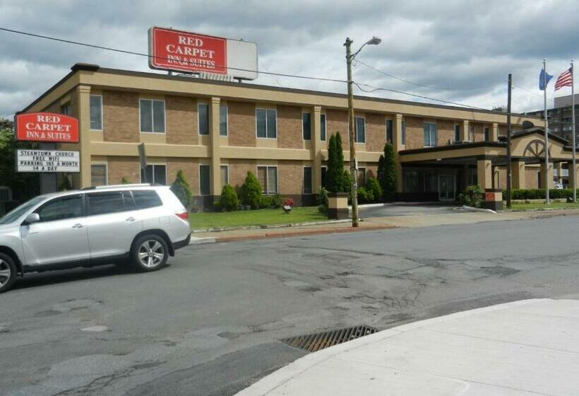 هتل Red Carpet Inn And Suites Scranton