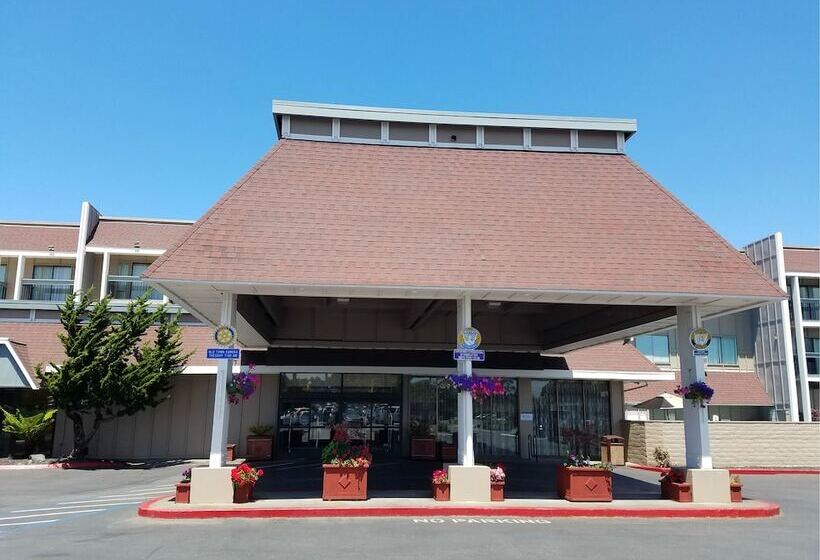 Red Lion Hotel Eureka