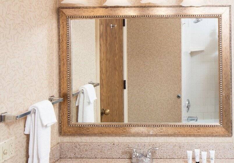 Red Lion Hotel Eureka