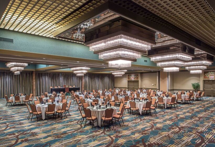 Red Lion Hotel Pasco Airport & Conference Center