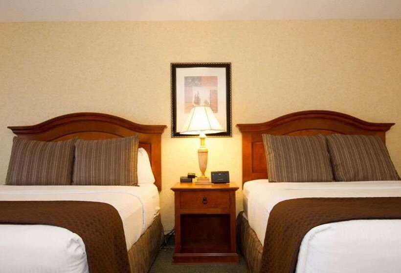 Red Lion Hotel Pasco Airport & Conference Center