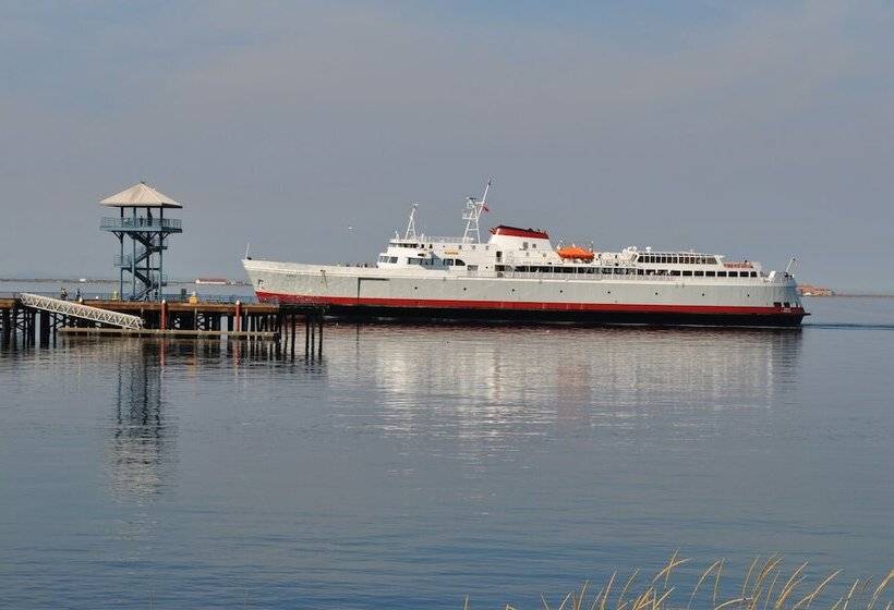 Red Lion Hotel Port Angeles Harbor