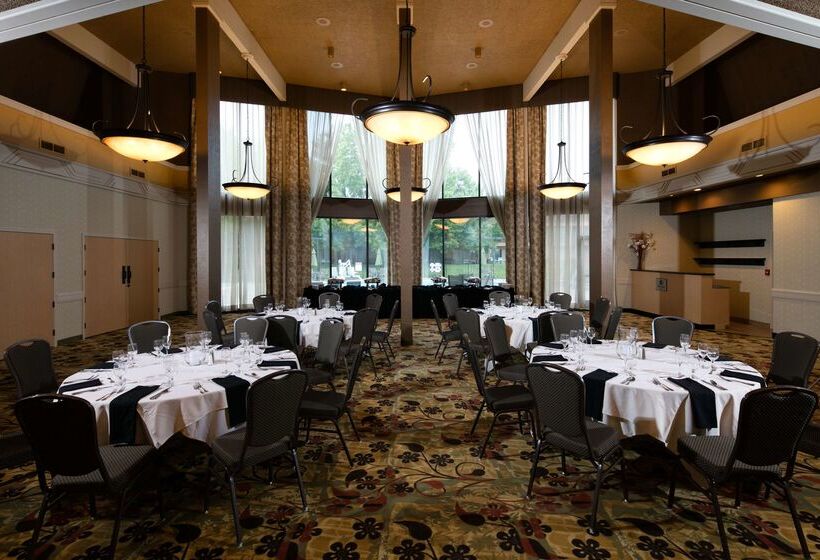 Red Lion Hotel Redding