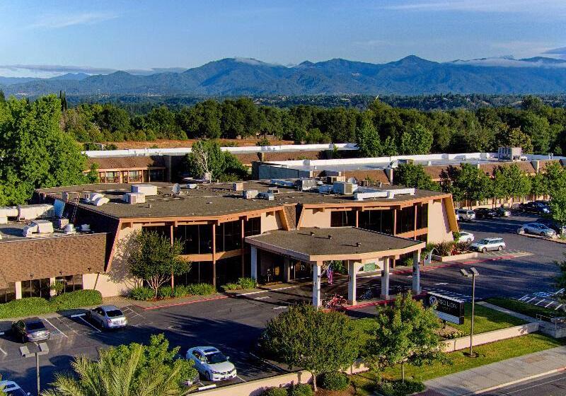 Red Lion Hotel Redding