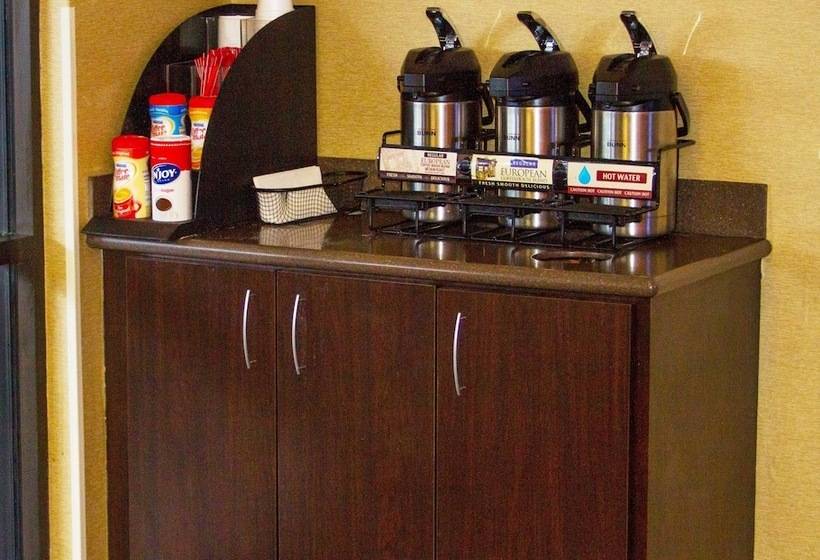 ホテル Red Roof Inn Aberdeen