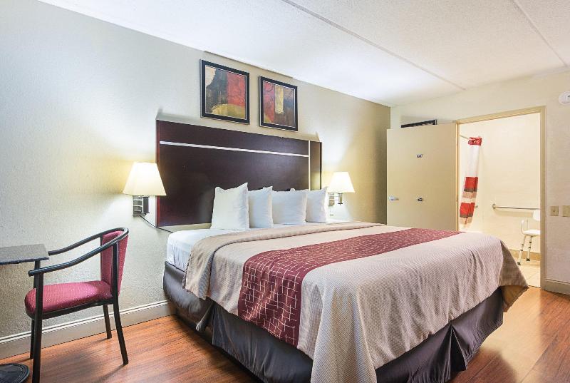 Отель Red Roof Inn Chattanooga   Hamilton Place