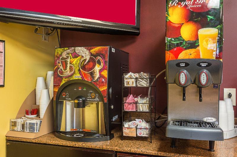 Отель Red Roof Inn Chattanooga   Hamilton Place