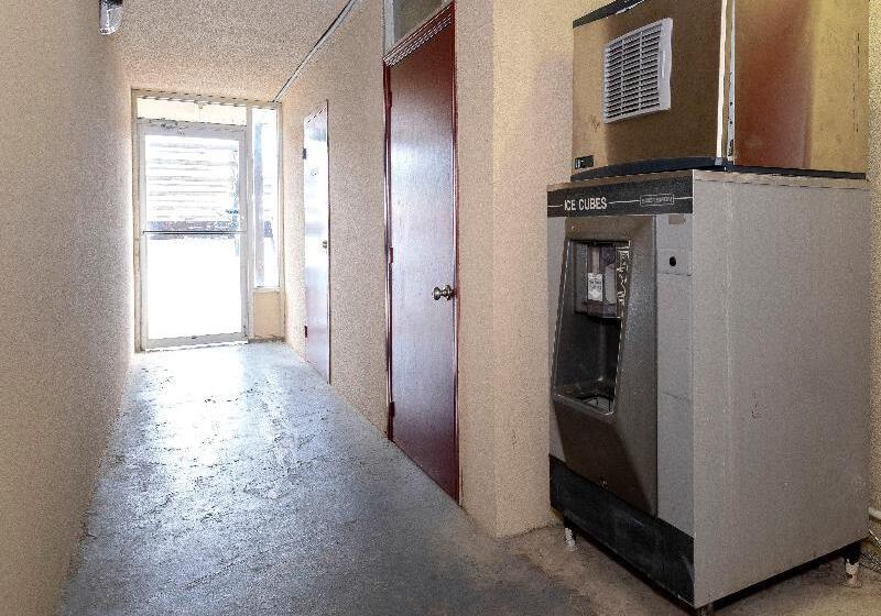 هتل Red Roof Inn Fort Smith Downtown