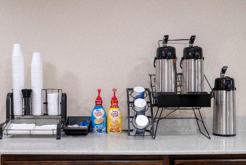 هتل Red Roof Inn Fort Smith Downtown