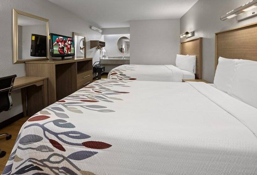 Отель Red Roof Inn Greensboro Airport