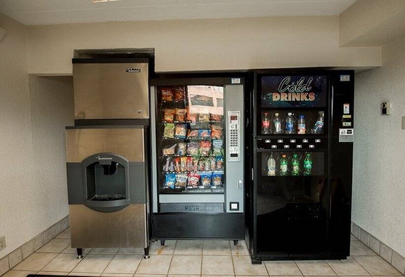 فندق Red Roof Inn Plus+ Chicago   Naperville