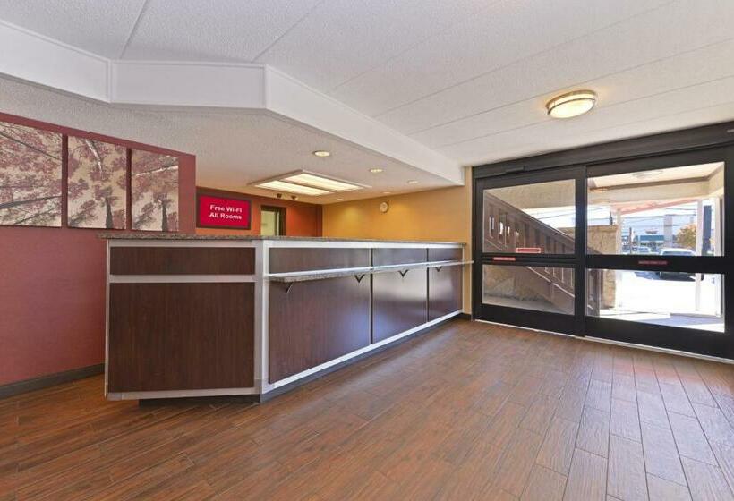 فندق Red Roof Inn Plus+ Secaucus   Meadowlands