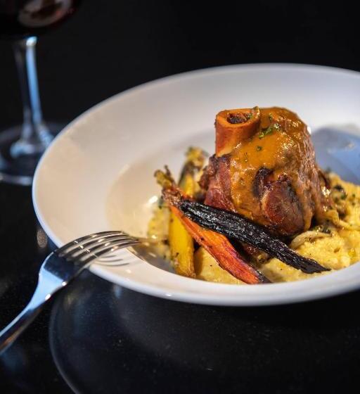 هتل Renaissance Des Moines Savery