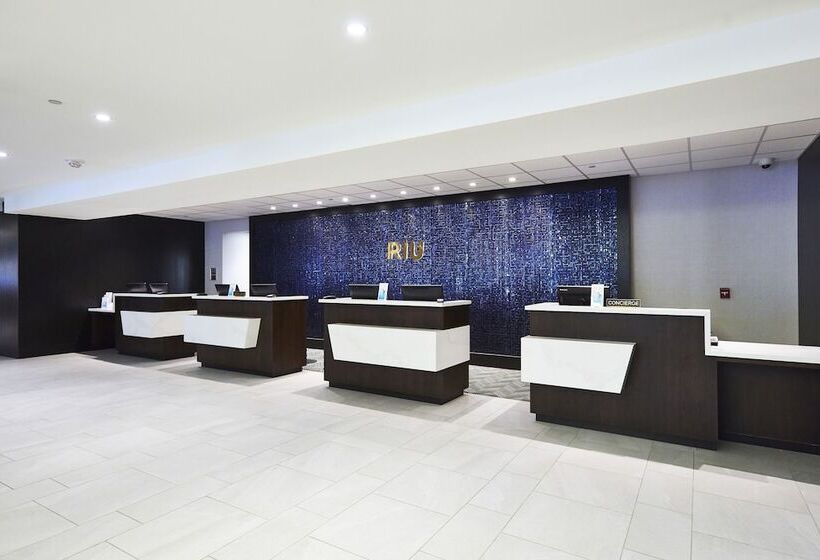 Hotel Riu Plaza Fisherman's Wharf