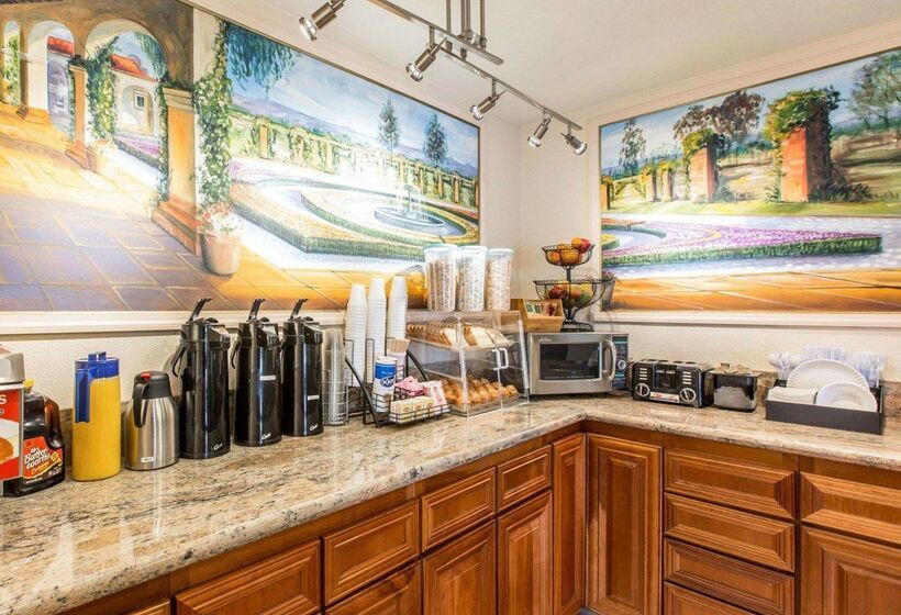 ホテル Rodeway Inn & Suites Coltonriverside