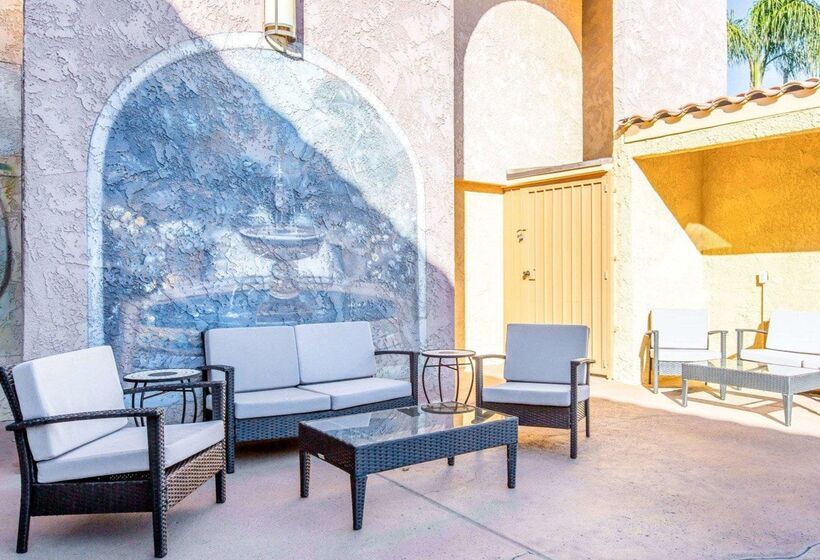 ホテル Rodeway Inn & Suites Coltonriverside