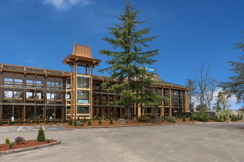 Отель Rodeway Inn & Suites Portland   Jantzen Beach