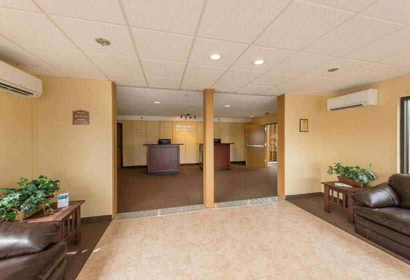 Отель Rodeway Inn & Suites Portland   Jantzen Beach