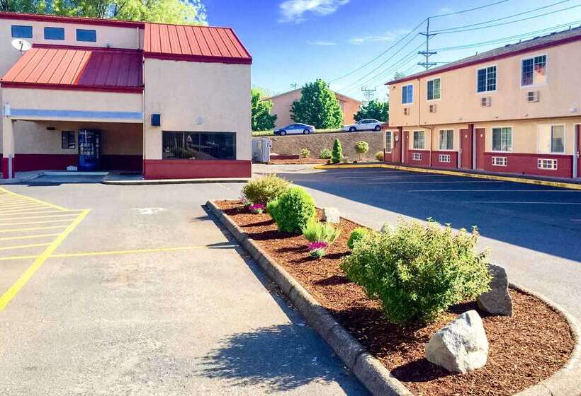 فندق Rodeway Inn Willamette River