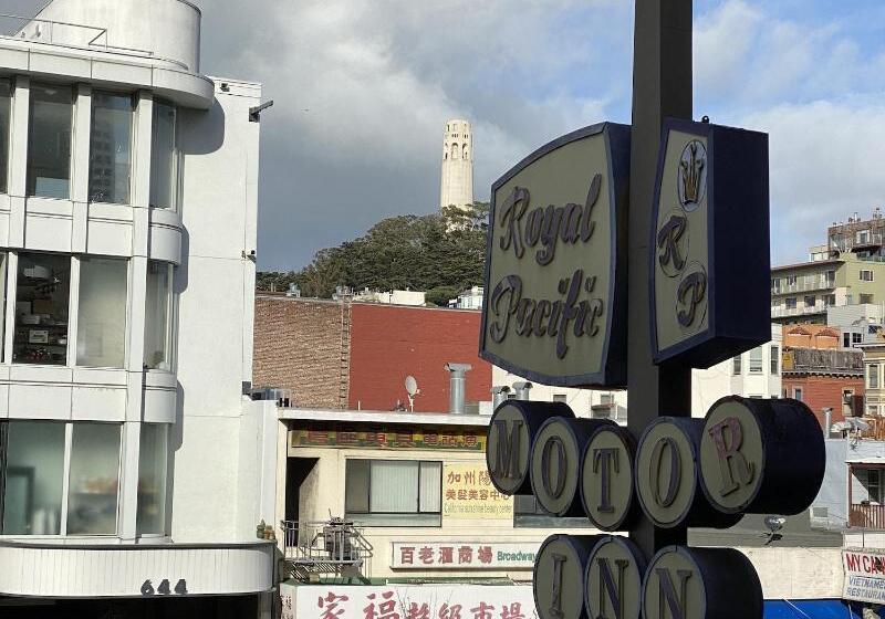 فندق Royal Pacific Motor Inn