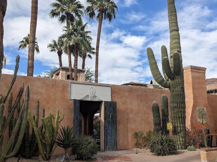 هتل Royal Palms Resort And Spa, Part Of Hyatt