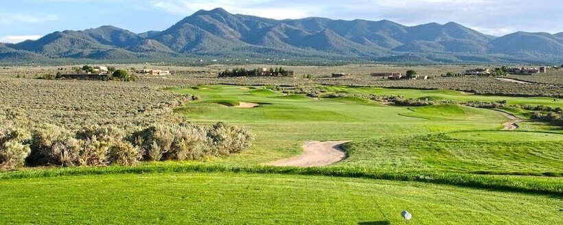 ホテル Sagebrush Inn & Suites