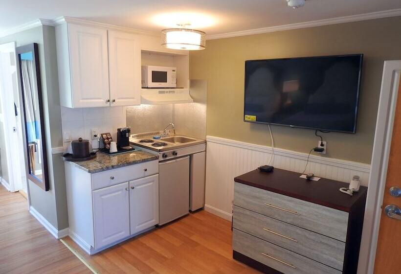 Отель Seacoast Inn