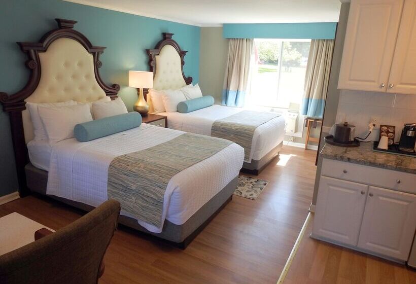 Отель Seacoast Inn