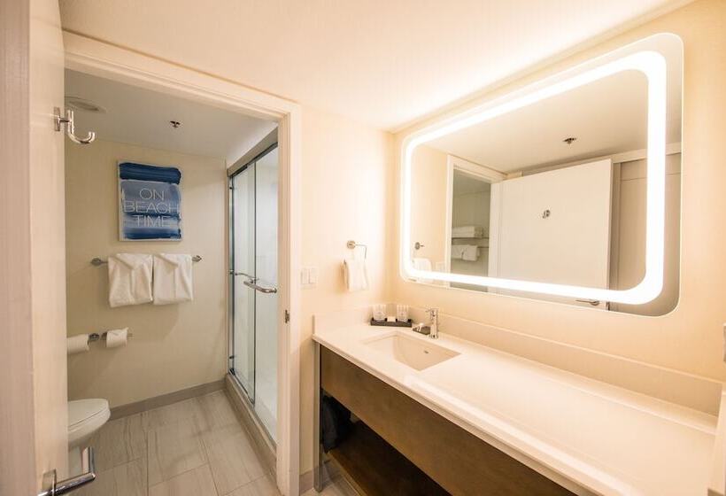 فندق Seacrest Oceanfront